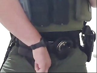 uniformed policeman pissing handsfree and balls out 0:45 2020-12-20